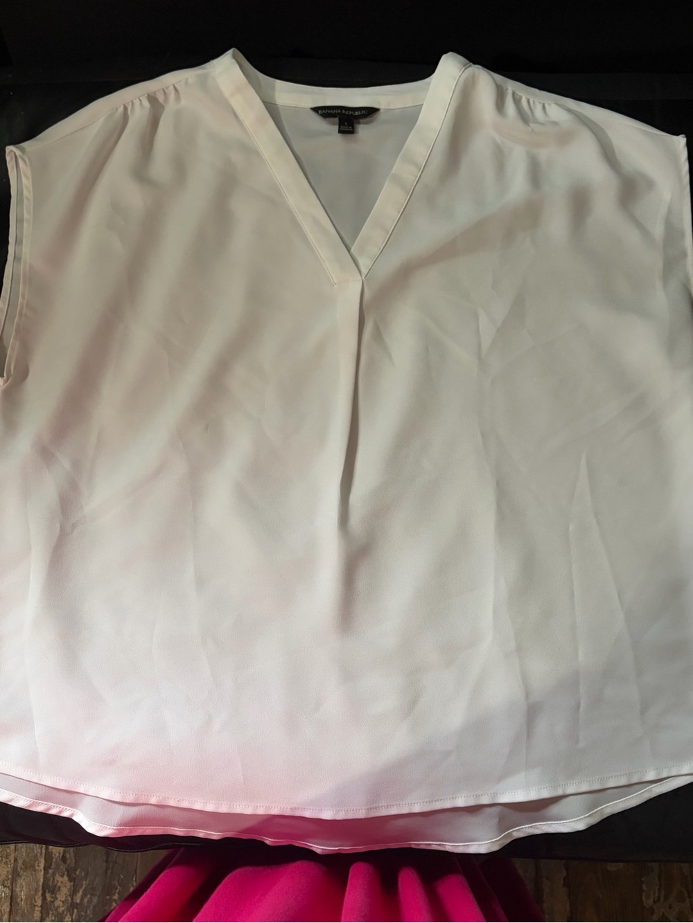 Banana Republic Short Sleeve V-Neck Blouse in White & Black bundle 2